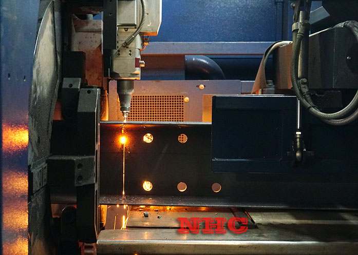 GIA CÔNG CẮT LASER VẬT LIỆU THÉP - INOX VỚI NHIỀU LOẠI HÌNH NHƯ TẤM, HỘP, ỐNG, U, I, V,...